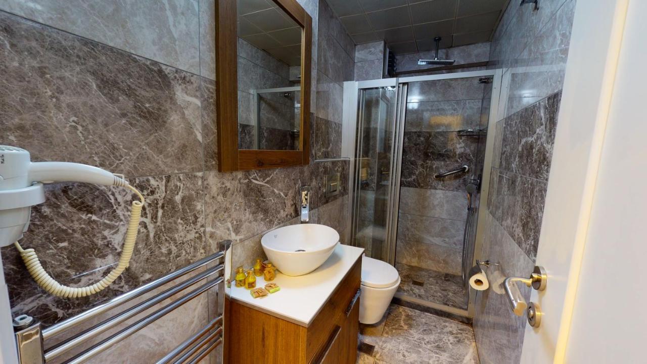 The Wolf Hotel Istanbul Exteriör bild