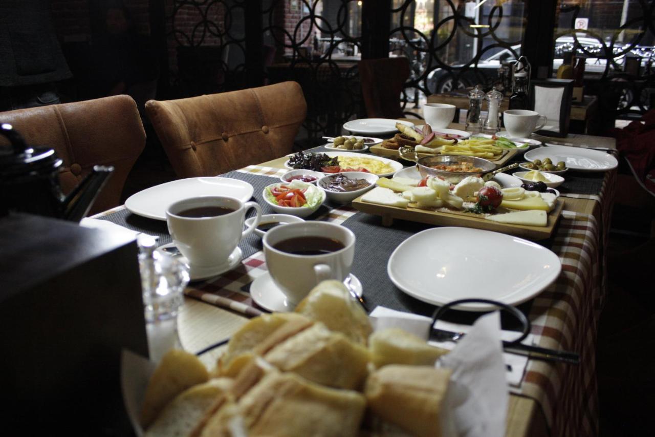The Wolf Hotel Istanbul Exteriör bild
